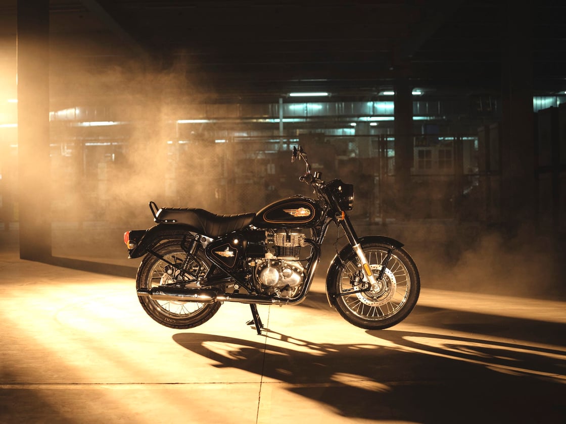 Royal_Enfield_Bullet_01